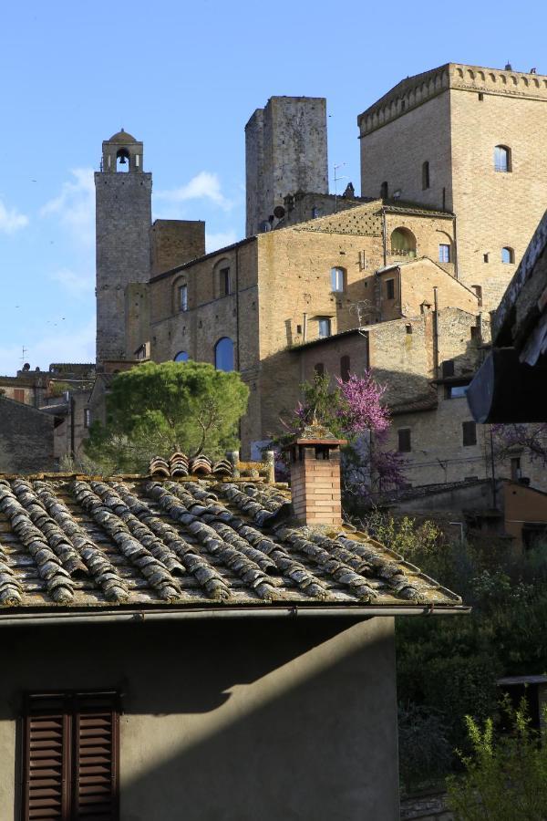 Hotel La Casa Di Ines San Gimignano Exterior foto